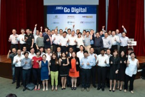 Attendees at the SNEF 2017 Job Redesign Seminar discussing strategies to improve job roles for increased productivity and employee satisfaction.